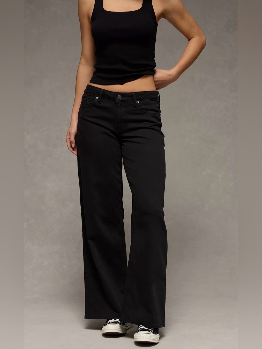 AE Low-Rise Ultra Wide-Leg Pant
